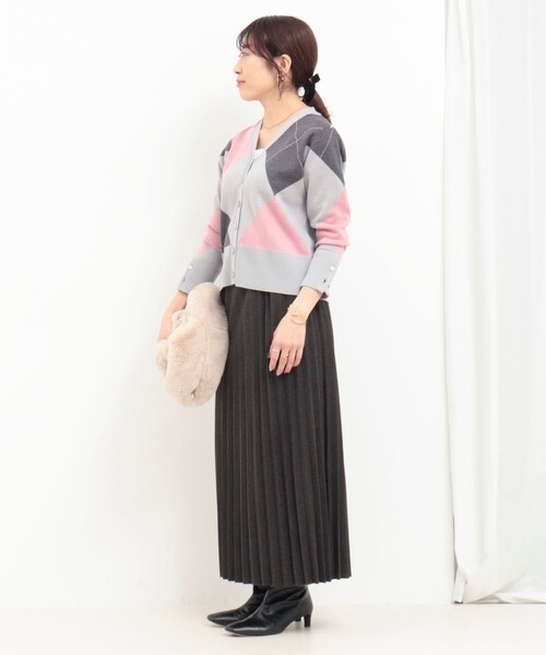 MICO COULIER（ミコクリエ）の「アーガイルジャガード Vネックカーディガン（カーディガン/ボレロ・レディース・ブルー系その他/グレー系その他・38）」の13枚目の写真