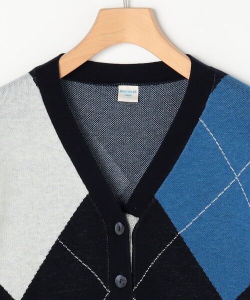MICO COULIER（ミコクリエ）の「アーガイルジャガード Vネックカーディガン（カーディガン/ボレロ・レディース・ブルー系その他/グレー系その他・38）」の18枚目の写真