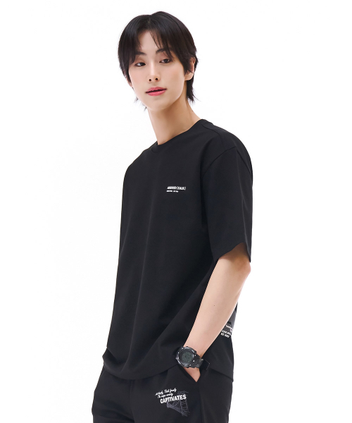 CHASECULT(チェイスカルト)の「男性全版レタリング半袖Tシャツ-ブラック(Tシャツ/カットソー・メンズ・ブラック・95/100/110/105/115)」の3枚目の写真