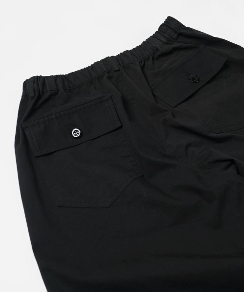 FRIZMWORKS(フリズムワークス)の「BANDING WIDE FATIGUE PANTS _ BLACK(その他パンツ・メンズ・その他・MEDIUM/LARGE/X-LARGE)」の8枚目の写真