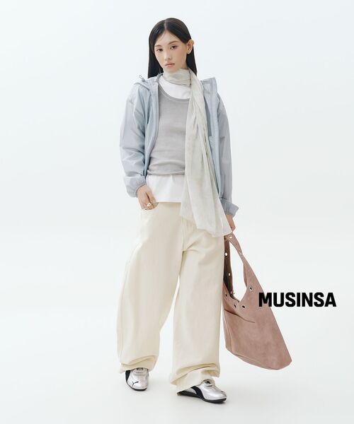 MUSINSA STANDARD WOMAN（ムシンサスタンダードウーマン）の「ウィメンズベーシッククルーネックTシャツ[ホワイト]（Tシャツ/カットソー・レディース・その他・SMALL/MEDIUM/LARGE/X-LARGE/X-SMALL）」の21枚目の写真