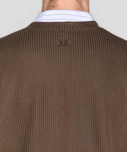 WESLEYHYUSTON(ウェズリーユーストン)の「Crew neck balloon sleeve cardigan dark brown(カーディガン/ボレロ・メンズ・その他・MEDIUM/LARGE)」の4枚目の写真