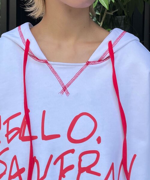 HELLO.SANFRANCISCO（ハローサンフランシスコ）の「【HELLO.SANFRANCISCO/ハローサンフランシスコ】フーディープリントパーカー（パーカー・レディース・ホワイト/レッド/グレー・ONE SIZE）」の15枚目の写真