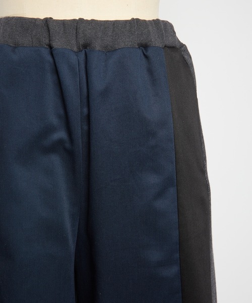 gomme（ゴム）の「フロントラインパンツ（スウェットパンツ・レディース・ブラック/チャコールグレー・MEDIUM）」の17枚目の写真