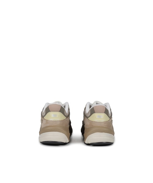 NEW BALANCE(ニューバランス)の「U990(スニーカー・メンズ・ブラウン・26cm/26.5cm/27cm/27.5cm/28cm/28.5cm/29cm)」の5枚目の写真