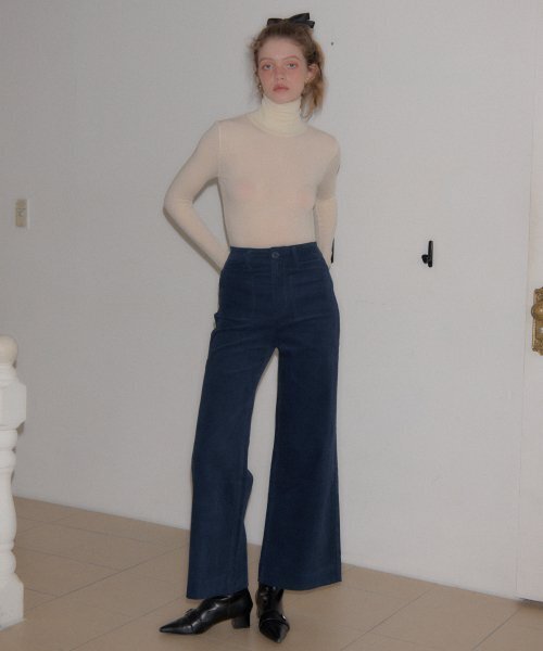 SALON DE YOHN(サロンドヨーン)の「Corduroy Wide Pants_ Deep Blue(その他パンツ・レディース・その他・LARGE)」の1枚目の写真