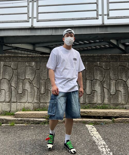 URBANSTOFF(アーバンストッフ)の「グラフィティロゴTシャツ(ホワイト)(Tシャツ/カットソー・レディース・その他・LARGE/MEDIUM/SMALL)」の9枚目の写真