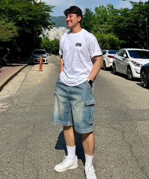 URBANSTOFF(アーバンストッフ)の「グラフィティロゴTシャツ(ホワイト)(Tシャツ/カットソー・レディース・その他・LARGE/MEDIUM/SMALL)」の10枚目の写真