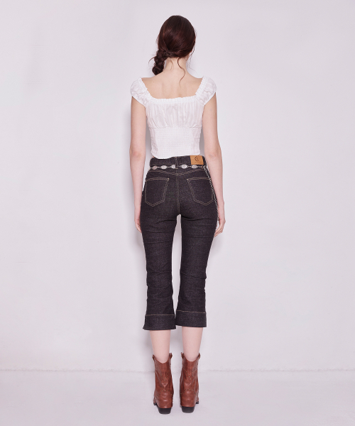 A.R.U(エイアールユー)の「CAPRI PANTS(デニムパンツ・レディース・ブラック・SMALL/MEDIUM/LARGE)」の3枚目の写真
