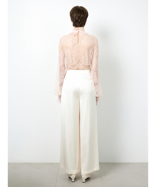 LEAUET(ルエ)の「Belle Cream Wide-leg Pants(スラックス・レディース・その他・SMALL/MEDIUM)」の4枚目の写真