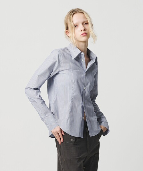 ATTISESSION（アティセッション）の「＜ATTISESSION＞コットン ストライプ スリム シャツ（シャツ/ブラウス・レディース・オフホワイト/ネイビー・FREE）」の2枚目の写真