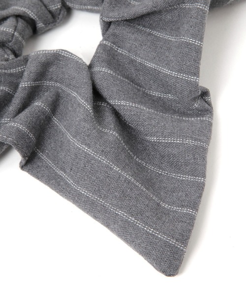 Elura（エルーラ）の「シュシュパールチャーム/643000（シュシュ・レディース・ブラック/グレー・FREE）」の3枚目の写真