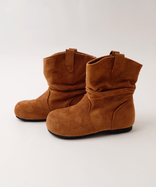 URBAN CHERRY(アーバンチェリー)の「くしゅくしゅショートブーツ(ブーツ・キッズ・ブラック/ブラウン・18.0cm/18.5cm/19.0cm/19.5cm/20.5cm/21.0cm/21.5cm)」の14枚目の写真