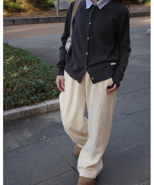 jumelle（ジュメロ）の「(暖パン)フリーススウェットパンツ（スウェットパンツ・レディース・ブルー/イエロー・SMALL/MEDIUM）」の3枚目の写真