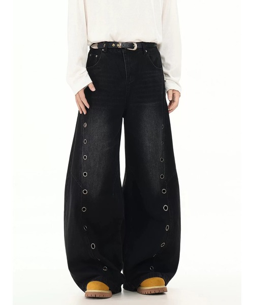ARCHIVER（アーカイバ）の「【Lp】アイレットデザインカーブデニムパンツ（デニムパンツ・レディース・ブラック・SMALL/X-LARGE/MEDIUM/LARGE）」の4枚目の写真