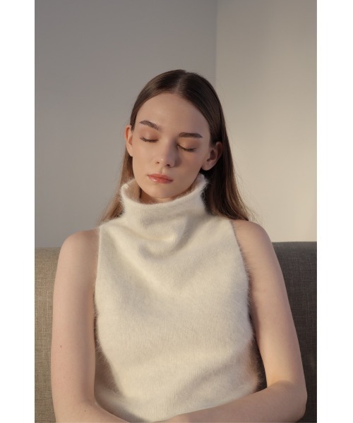 セール】angora turtle sleeve-less knit（ニット/セーター）｜celon