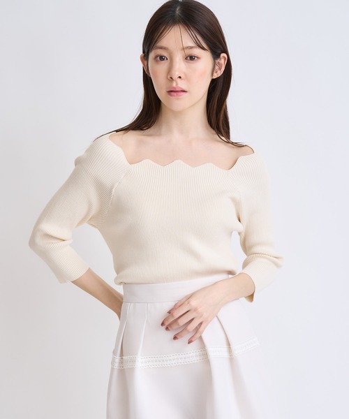 NOELA(ノエラ)の「スカラネックデザインニット(ニット/セーター・レディース・ブラック/オフホワイト/モカ・フリー)」の2枚目の写真