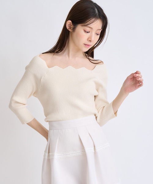 NOELA(ノエラ)の「スカラネックデザインニット(ニット/セーター・レディース・ブラック/オフホワイト/モカ・フリー)」の13枚目の写真