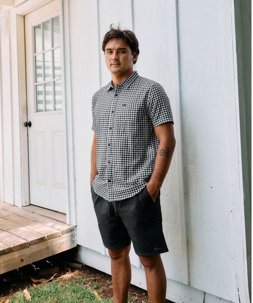 RVCA(ルーカ)の「RVCA メンズ HAWAII GINGHAM SS 半袖シャツ 【2026年春夏モデル】(シャツ/ブラウス・メンズ・ブラック系その他・X-LARGE/LARGE/MEDIUM/SMALL)」の1枚目の写真