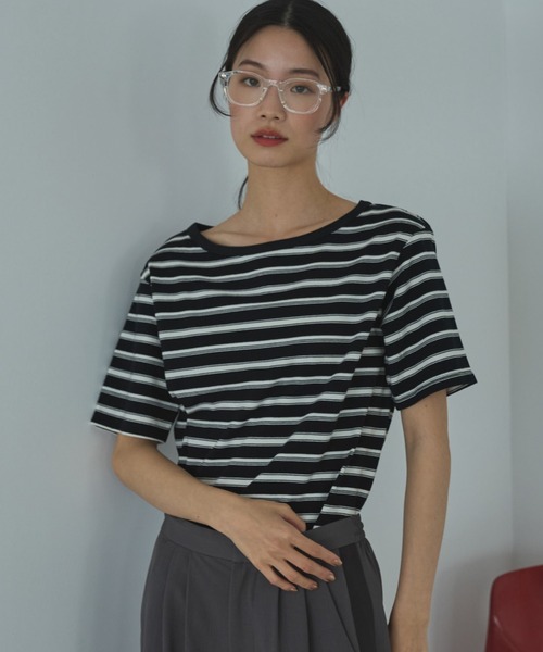 Doux archives(ドゥアルシーヴ)の「【ZOZO限定】マルチボーダーカットソー(Tシャツ/カットソー・レディース・ネイビー/ブラウン/ブラック・FREE)」の2枚目の写真