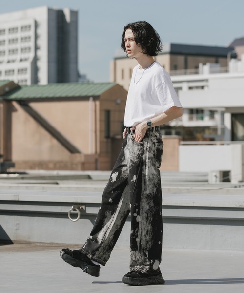 Theater code（シアターコード）の「Bleach-washed Wide-leg Denim Pants / ブリーチ加工 ワイドデニムパンツ 秋 秋服メンズ 2026年秋冬（デニムパンツ・メンズ・ブラック・M/L）」の17枚目の写真