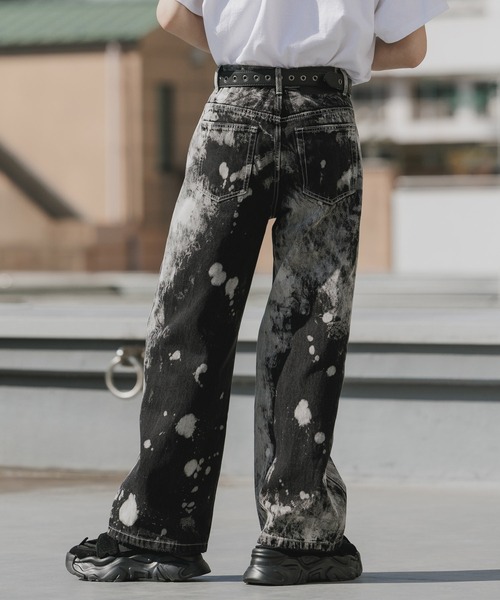 Theater code（シアターコード）の「Bleach-washed Wide-leg Denim Pants / ブリーチ加工 ワイドデニムパンツ 秋 秋服メンズ 2026年秋冬（デニムパンツ・メンズ・ブラック・M/L）」の12枚目の写真