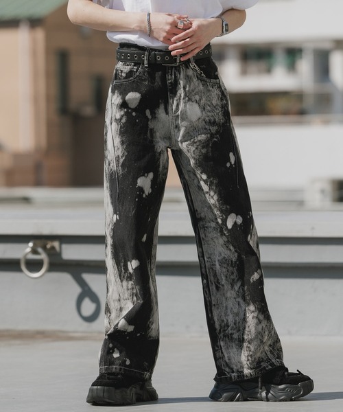 Theater code（シアターコード）の「Bleach-washed Wide-leg Denim Pants / ブリーチ加工 ワイドデニムパンツ 秋 秋服メンズ 2026年秋冬（デニムパンツ・メンズ・ブラック・M/L）」の10枚目の写真