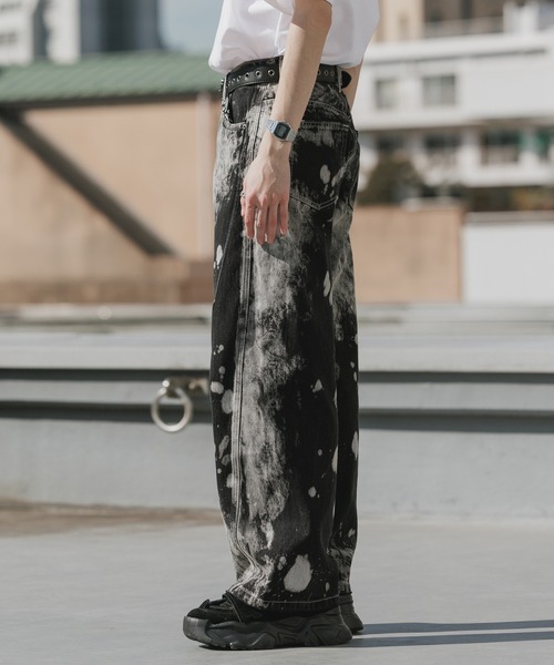 Theater code（シアターコード）の「Bleach-washed Wide-leg Denim Pants / ブリーチ加工 ワイドデニムパンツ 秋 秋服メンズ 2026年秋冬（デニムパンツ・メンズ・ブラック・M/L）」の20枚目の写真