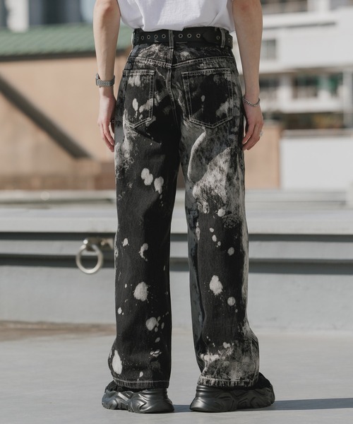 Theater code（シアターコード）の「Bleach-washed Wide-leg Denim Pants / ブリーチ加工 ワイドデニムパンツ 秋 秋服メンズ 2026年秋冬（デニムパンツ・メンズ・ブラック・M/L）」の21枚目の写真