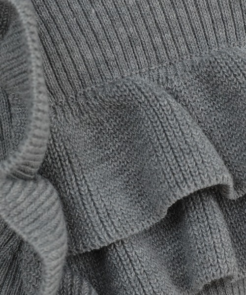 CLANE(クラネ)の「CLANE/クラネ/FRILL SLEEVE KNIT TOPS(ニット/セーター・レディース・グレー/ブラック/その他24・1)」の13枚目の写真