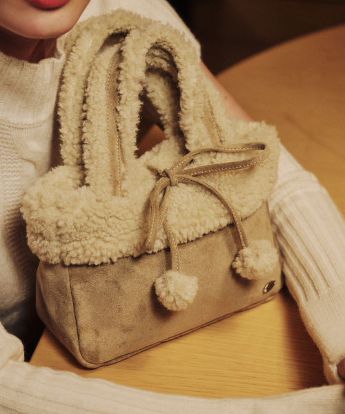 FOLNUA（フォルニュア）の「MINI MARSH BAG [3COLOR]（トートバッグ・レディース・ダークブラウン/キャメル/ベージュ・FREE）」の7枚目の写真
