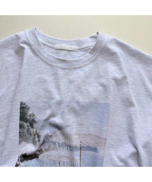Flugge（フラッジー）の「オーバーサイズフォトTシャツ（Tシャツ/カットソー・レディース・ホワイト/グレー・FREE）」の9枚目の写真
