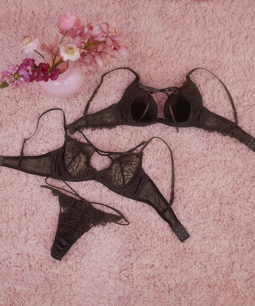 Ravijour(ラヴィジュール)の「ラムールプリエ Tバックセット(ブラ&ショーツ・レディース・ブラウン/ピンク・M/S)」の9枚目の写真