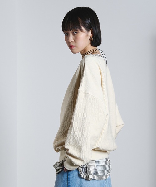 ROSE BUD（ローズバッド）の「OFF SHOULDER INLEY PULLOVER（スウェット・レディース・ライトブルー/ブラック/オフホワイト・ONE SIZE）」の5枚目の写真
