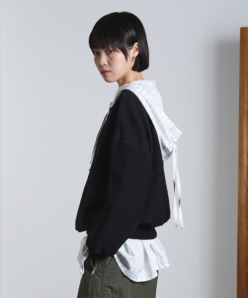 ROSE BUD（ローズバッド）の「OFF SHOULDER INLEY PULLOVER（スウェット・レディース・ライトブルー/ブラック/オフホワイト・ONE SIZE）」の16枚目の写真