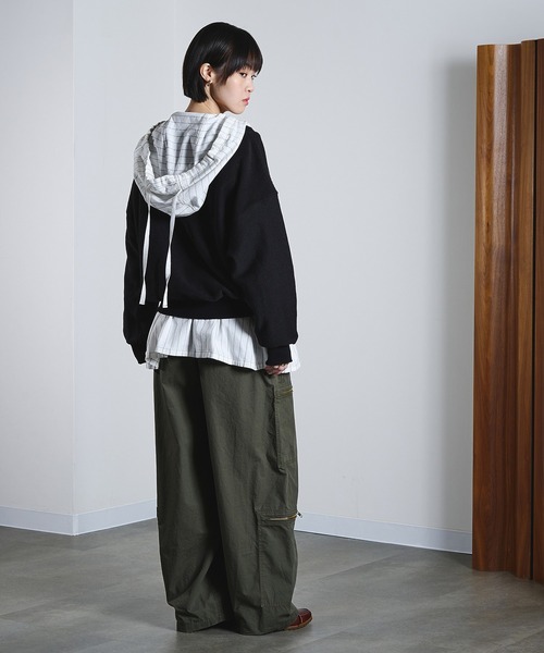 ROSE BUD（ローズバッド）の「OFF SHOULDER INLEY PULLOVER（スウェット・レディース・ライトブルー/ブラック/オフホワイト・ONE SIZE）」の20枚目の写真