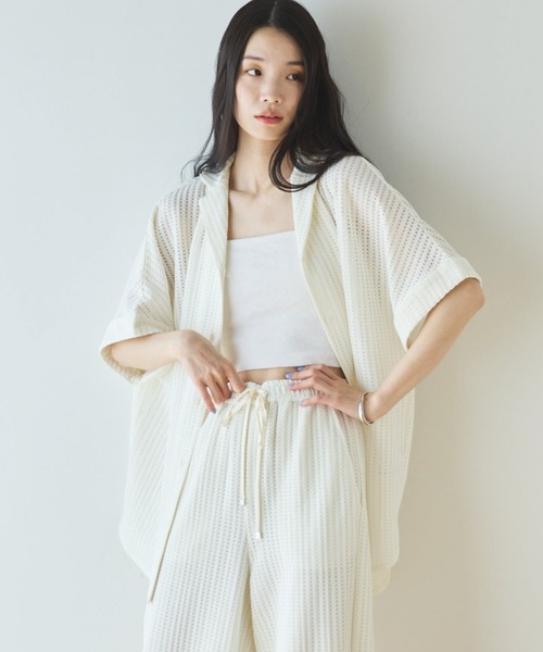 Doux archives(ドゥアルシーヴ)の「【セットアップ対応】メッシュレースオーバーシャツ(シャツ/ブラウス・レディース・ブラック/オフホワイト・FREE)」の1枚目の写真