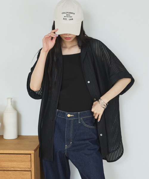 Doux archives(ドゥアルシーヴ)の「【セットアップ対応】メッシュレースオーバーシャツ(シャツ/ブラウス・レディース・ブラック/オフホワイト・FREE)」の2枚目の写真