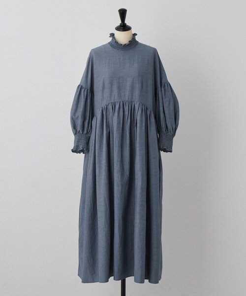 BEARDSLEY（ビアズリー）の「モックネックシャーリングワンピース（ワンピース・レディース・グレー・FREE）」の7枚目の写真