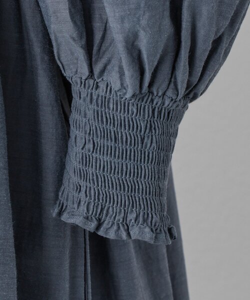 BEARDSLEY（ビアズリー）の「モックネックシャーリングワンピース（ワンピース・レディース・グレー・FREE）」の15枚目の写真