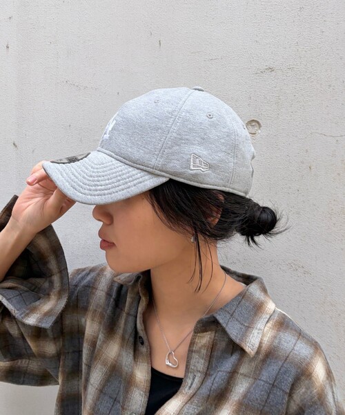 REMI RELIEF(レミレリーフ)の「【REMI RELIEF/レミレリーフ】REMI RELIEF x NEW ERA(LA) 9TWENTY キャップ ロサンゼルス・ドジャース(キャップ・レディース・グレー/ネイビー・フリー)」の6枚目の写真
