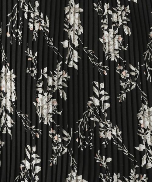 index（インデックス）の「ベルト付きプリーツフレアワンピース【洗濯機OK/イージーアイロン/防シワ】《5col》（ワンピース・レディース・ブラック系/サックスブルー系7/ベージュ系その他/ナチュラル/チャコールグレー・42/40/38/36）」の18枚目の写真