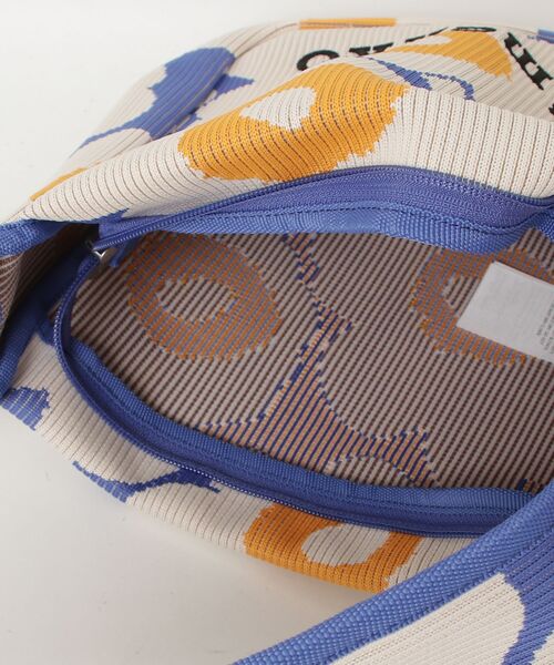 marimekko（マリメッコ）の「【JAPAN EXCLUSIVE】Unikko / Je Knitted Shoulderbag（ショルダーバッグ・レディース・ライトブルー・FREE）」の7枚目の写真