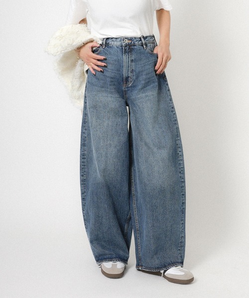 Floran(フローラン)の「【BITBLUE】イージー バレルデニム(デニムパンツ・レディース・ブルー・1/2/0)」の1枚目の写真