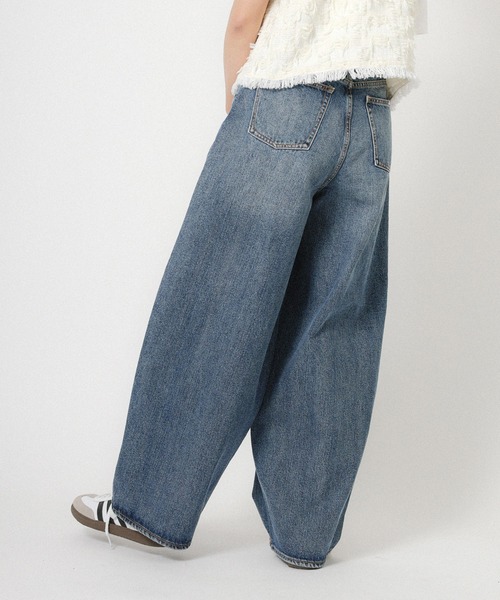 Floran(フローラン)の「【BITBLUE】イージー バレルデニム(デニムパンツ・レディース・ブルー・1/2/0)」の5枚目の写真