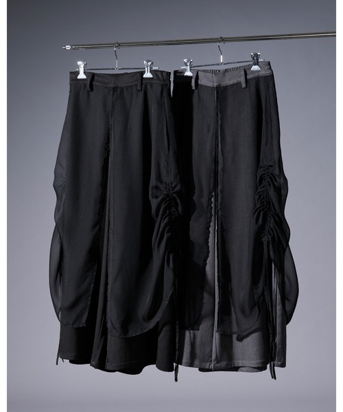 Ellno Loset（エルノロゼット）の「ドロストシアーレイヤードパンツ（スラックス・メンズ・ブラック/グレー・LARGE/MEDIUM/SMALL/X-SMALL）」の20枚目の写真