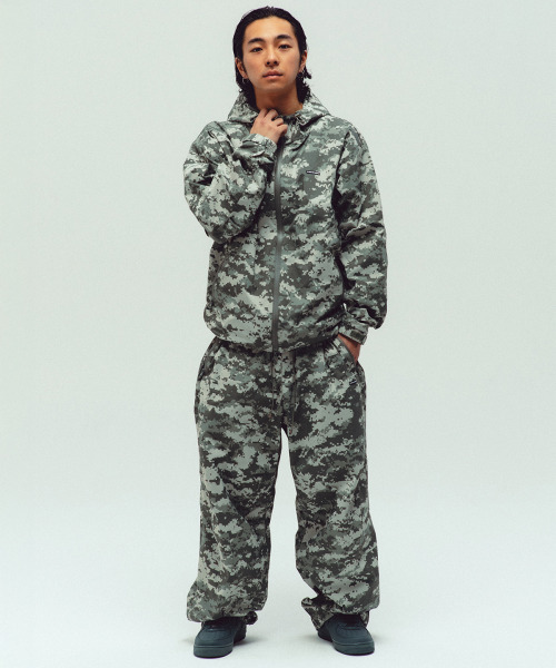 WKNDRS（ウィーキャンドース）の「DIGI CAMO PARACHUTE PANTS (L.KHAKI)（その他パンツ・レディース・その他・MEDIUM/LARGE/X-LARGE）」の8枚目の写真
