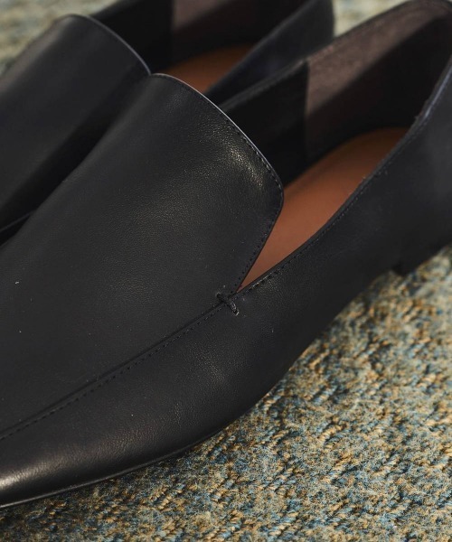 anuke(アンヌーク)の「anuke Ecoleather Flat Loafers(その他シューズ・レディース・ブラック・38/37/36)」の4枚目の写真