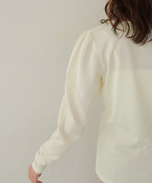 CLEIO（クレイオ）の「【CLEIO】ショルダーパフデザイントップス SHOULDER PUFF DESIGN TOPS（Tシャツ/カットソー・レディース・ホワイト系その他/モカ・FREE）」の9枚目の写真