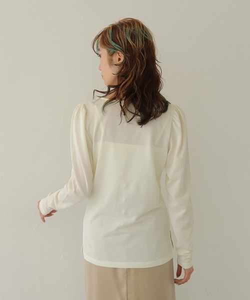 CLEIO（クレイオ）の「【CLEIO】ショルダーパフデザイントップス SHOULDER PUFF DESIGN TOPS（Tシャツ/カットソー・レディース・ホワイト系その他/モカ・FREE）」の6枚目の写真